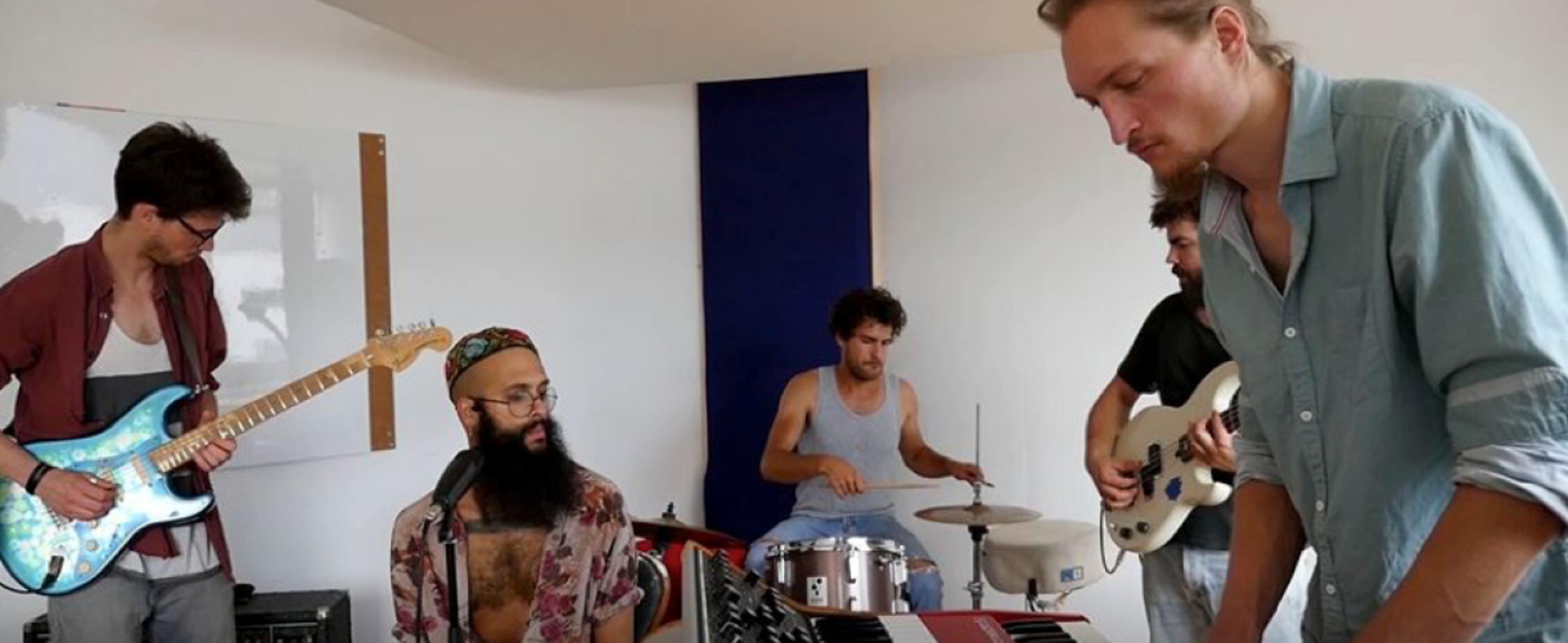 Live-Session von Cats & Breakkies mit Ahmed Eid